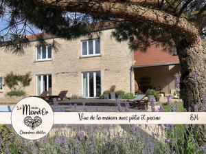 B&B / Chambre d'hôtes Maison Mard'Or Chambre Plume 5 Rue de la Mairie 52200 Mardor Champagne-Ardenne