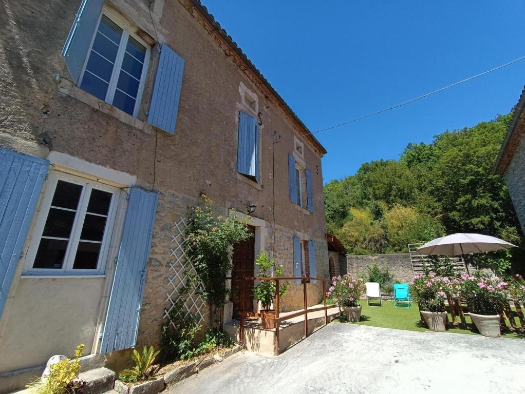 B&B / Chambre d'hôtes Maison sur le Lot 569 Route du Bondoire 46140 Saint-Vincent-Rive-dʼOlt
