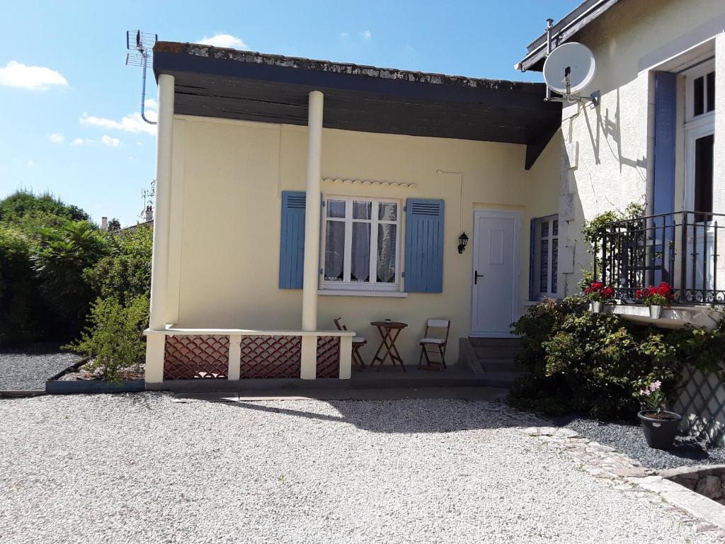 B&B / Chambre d'hôtes Maison Vuyk 18 Rue Brantome 85370 Nalliers