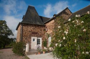 B&B / Chambre d'hôtes Manoir La Haie Chapeau Manoir, La Haie Chapeau 35310 Saint-Thurial Bretagne