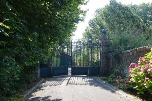 Manoir Le Parc near Paris & Disneyland