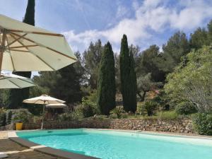 B&B / Chambre d'hôtes Mas Lei Bancau 834 Chemin de Maran 83330 Le Beausset Provence-Alpes-Côte d\'Azur