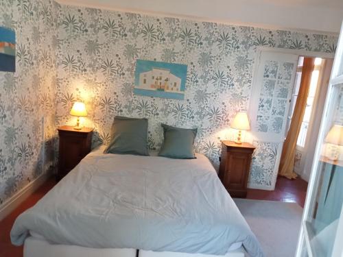 Mas Palegry chambre double avec vue sur jardin