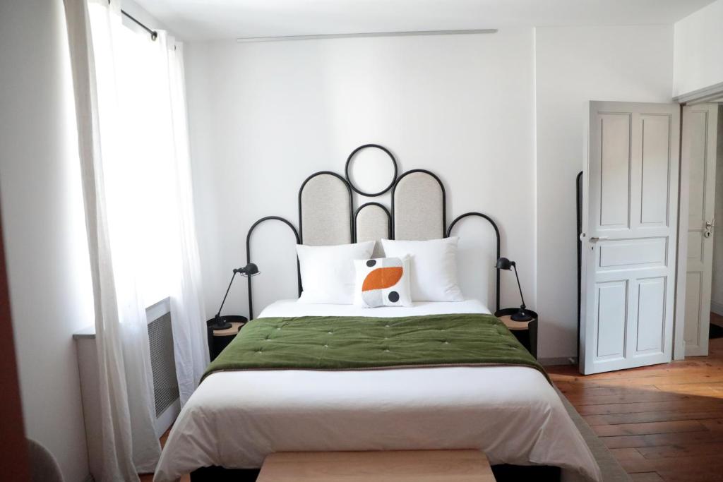 B&B / Chambre d'hôtes MAXANA RUE NOTRE DAME 64240 Labastide-Clairence