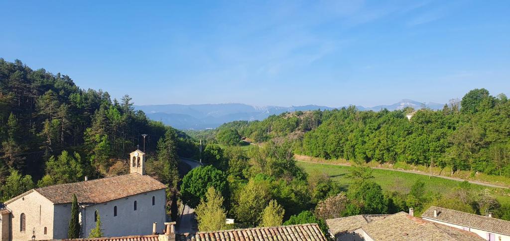 Mes'Anges Le Village, 04200 Vaumeilh