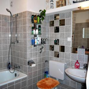 Messe Zimmer in geteilter Wohnung