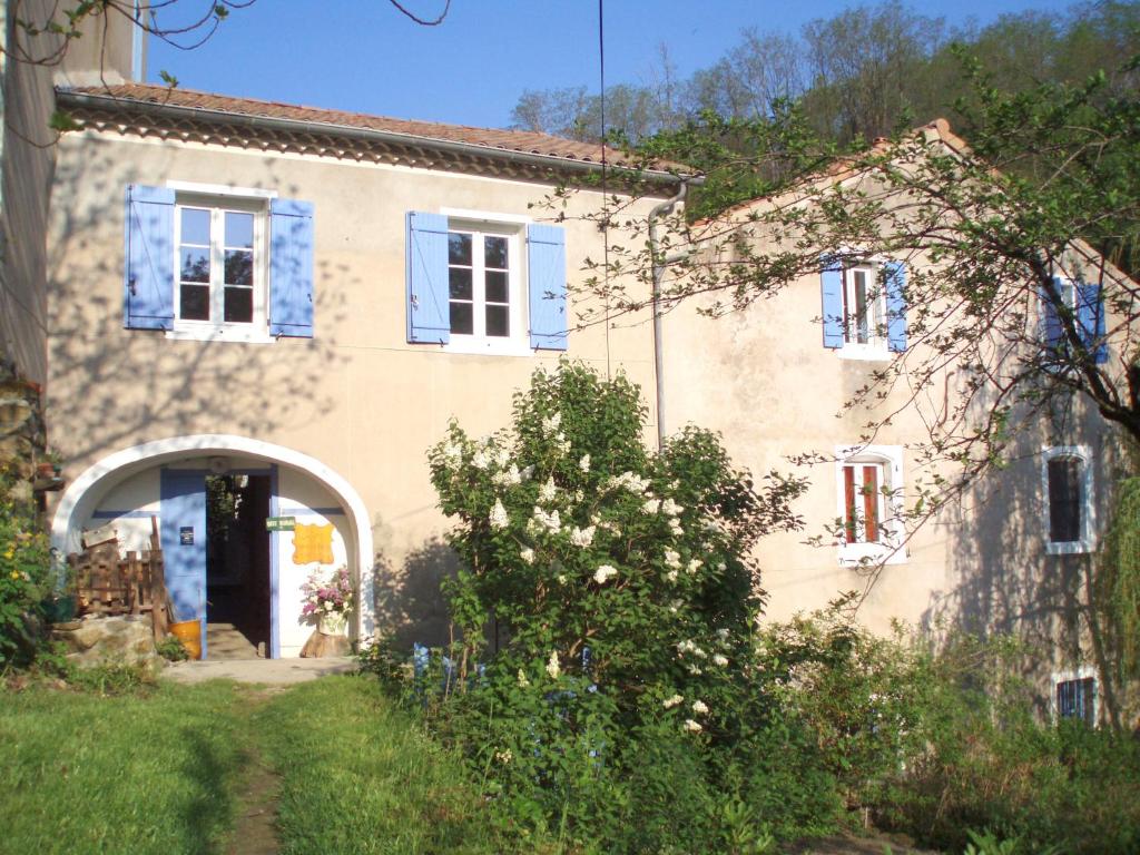 B&B / Chambre d'hôtes Moulin De Cornevis Bed and Breakfast 344, chemin de Ternis 07000 Privas