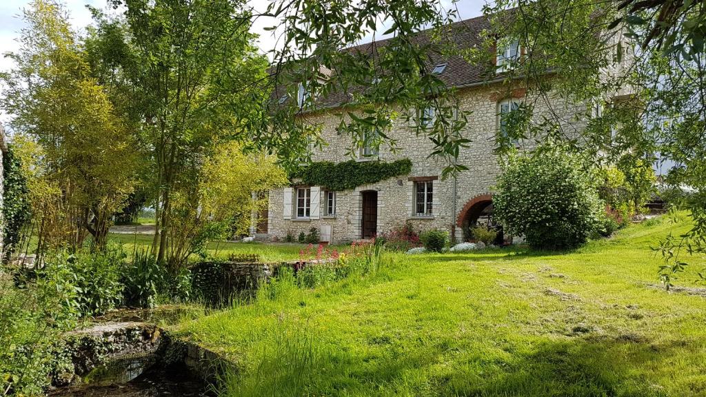 B&B / Chambre d'hôtes Moulin de Giboudet Chambres d'hôtes Moulin de Giboudet 78550 Bazainville