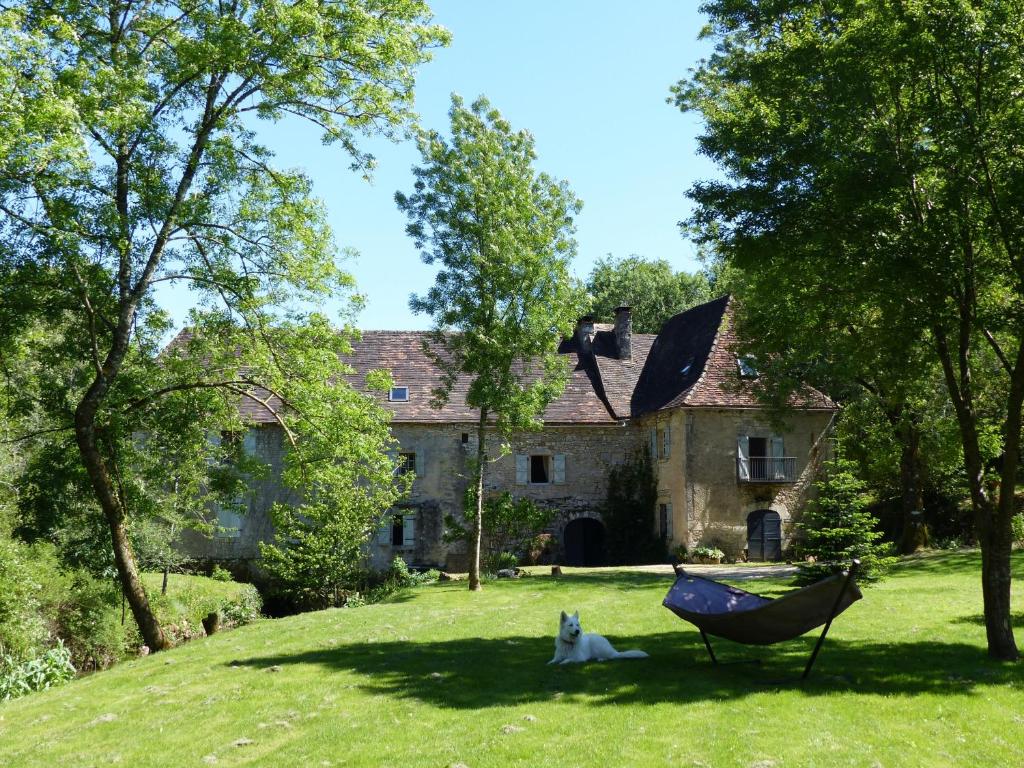 B&B / Chambre d'hôtes Moulin de Latreille Moulin de Latreille 46350 Calès