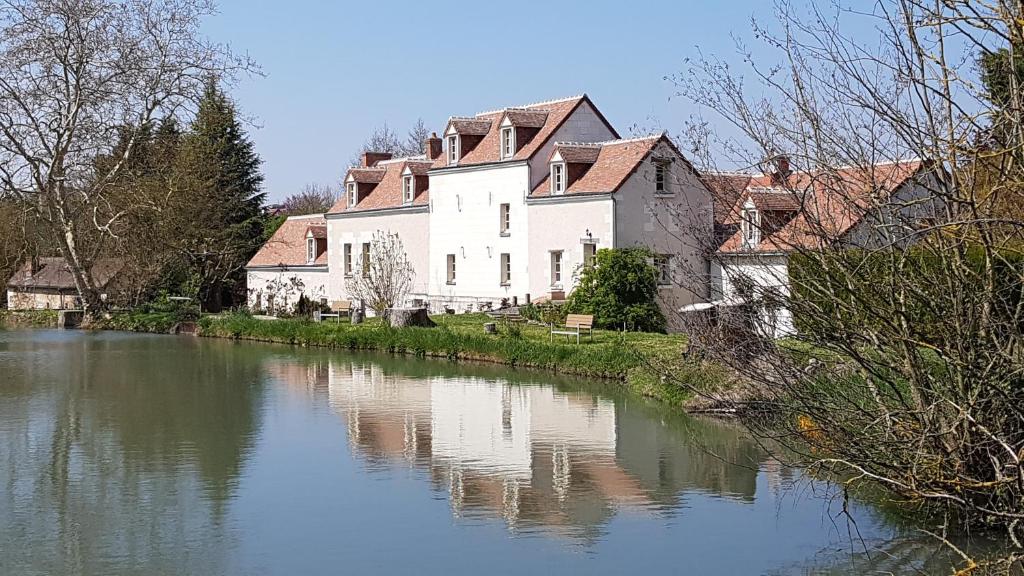 B&B / Chambre d'hôtes Moulin du Fief Gentil 3 rue de CULOISON 37150 Bléré