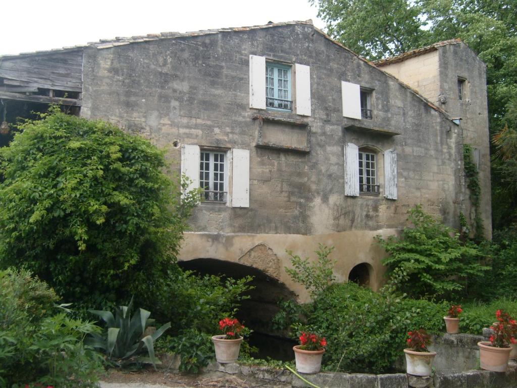 Moulin du Pont d'Alzon Chemin du Moulin du Pont , route de Bagnols, 30700 Uzès