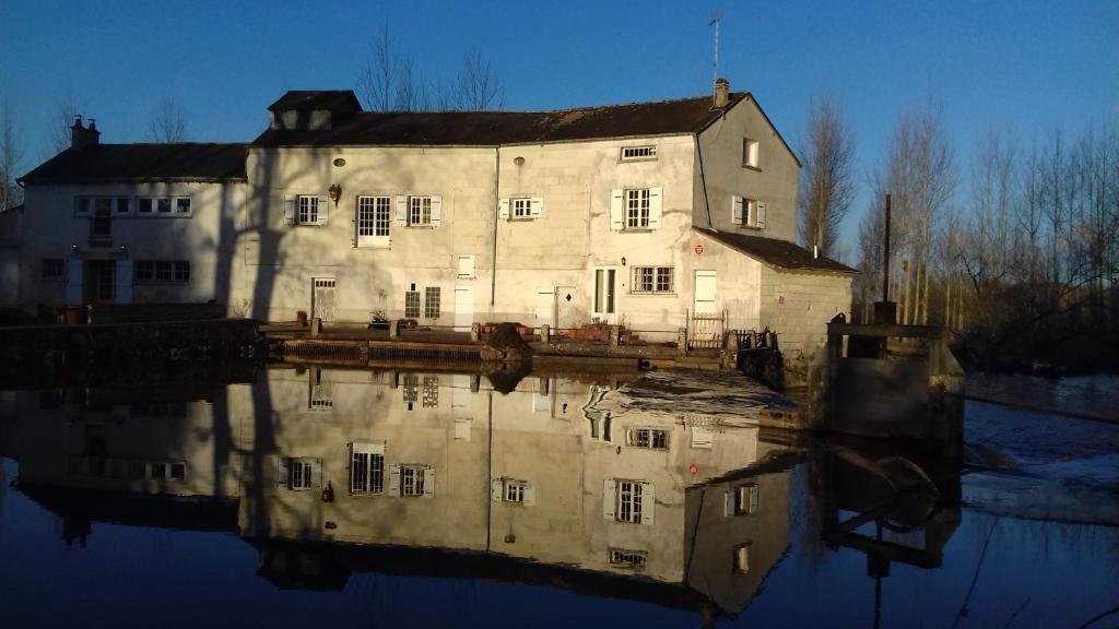 B&B / Chambre d'hôtes Moulin2Roues La Motte 5 Rue des Ladres 49260 Artannes-sur-Thouet