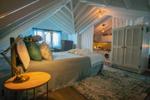 My Bed in pico