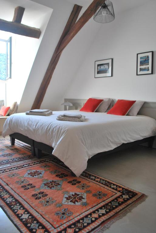 B&B / Chambre d'hôtes Natangora 18 bis rue Droite 12330 Marcillac-Vallon