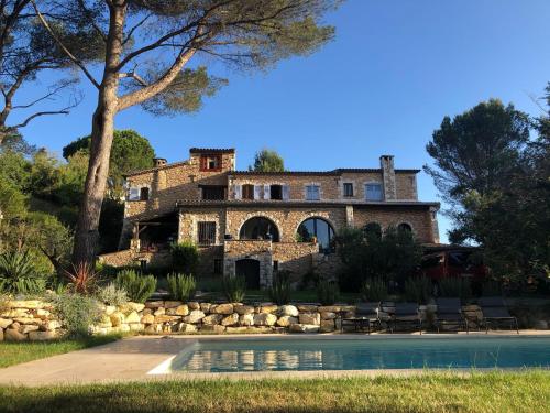 Oasis des lavandes Pine