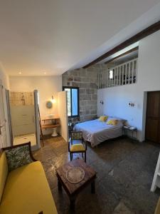 B&B / Chambre d'hôtes Oustaou de Betty et Bob 1 Rue Carnot 30740 Le Cailar Languedoc-Roussillon