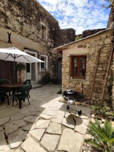 B&B / Chambre d'hôtes Passage 32 32 Rue du Portail 26780 Châteauneuf-du-Rhône Rhône-Alpes