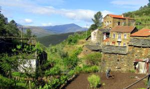 Pedras Lavradas