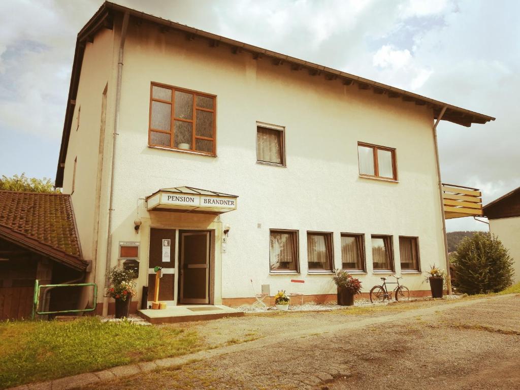 Pension Brandner Straubinger Str. 5, 93468 Altrandsberg