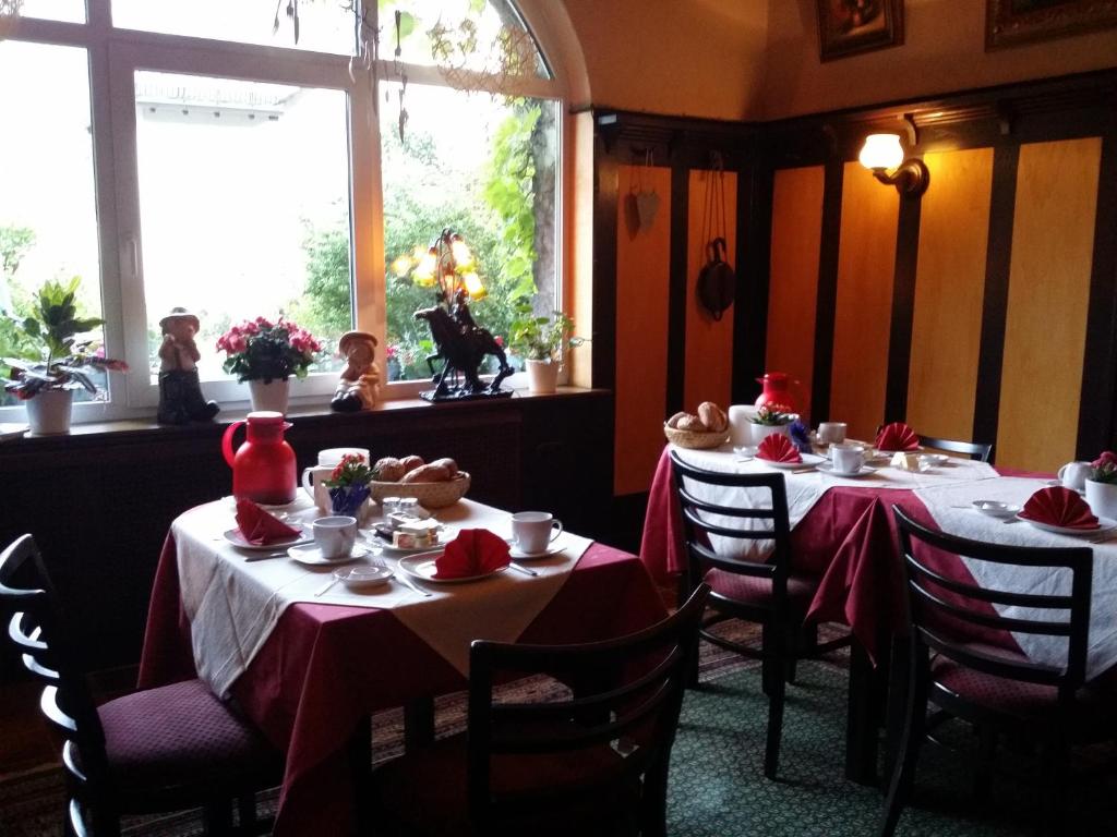 Pension Johanna Rheinuferstrasse 13, 65385 Assmannshausen