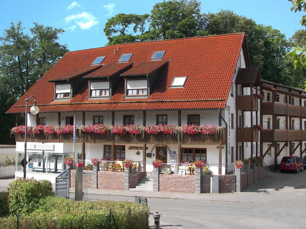 B&B / Chambre d'hôtes Pension Schneider, Bad Gögging 11 Römerstraße 93333 Neustadt an der Donau