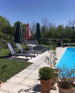 B&B / Chambre d'hôtes Pérard Chambres D’Hotes Lieu dit Perard 82160 Caylus Midi-Pyrénées