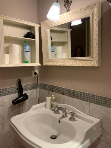 Private room and private bathroom