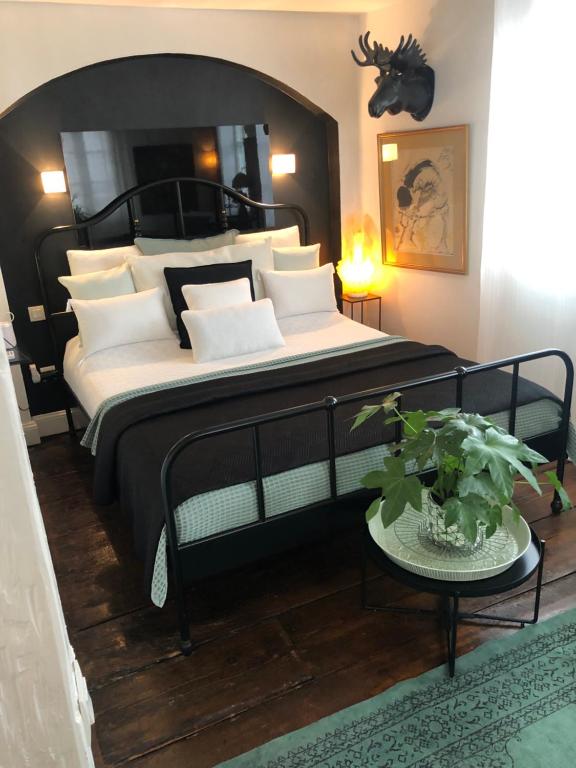 B&B / Chambre d'hôtes Quai 17 Maison d'hôtes 17 Quai Saint-nicolas / 2 Rue d'or 67000 Strasbourg