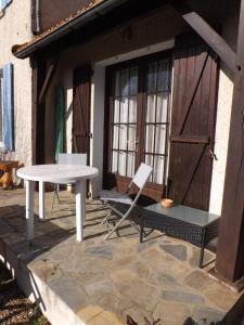 B&B / Chambre d'hôtes Riverside 89 Hameau la Vergne 86150 Moussac-sur-Vienne -1