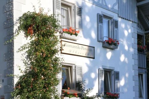 Romantic-Pension Albrecht - since 1901