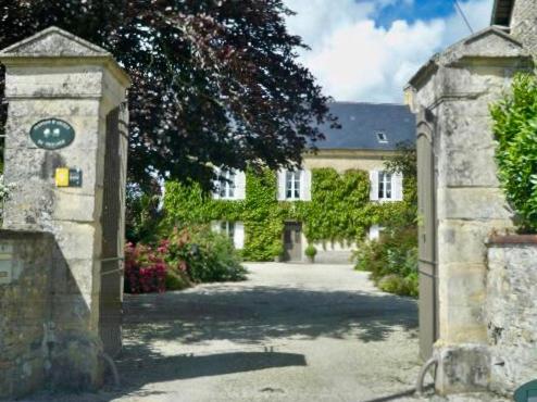 B&B / Chambre d'hôtes Roulage Ferme 18ème Normandie Plage 13 Rue du Roulage 14230 Longueville