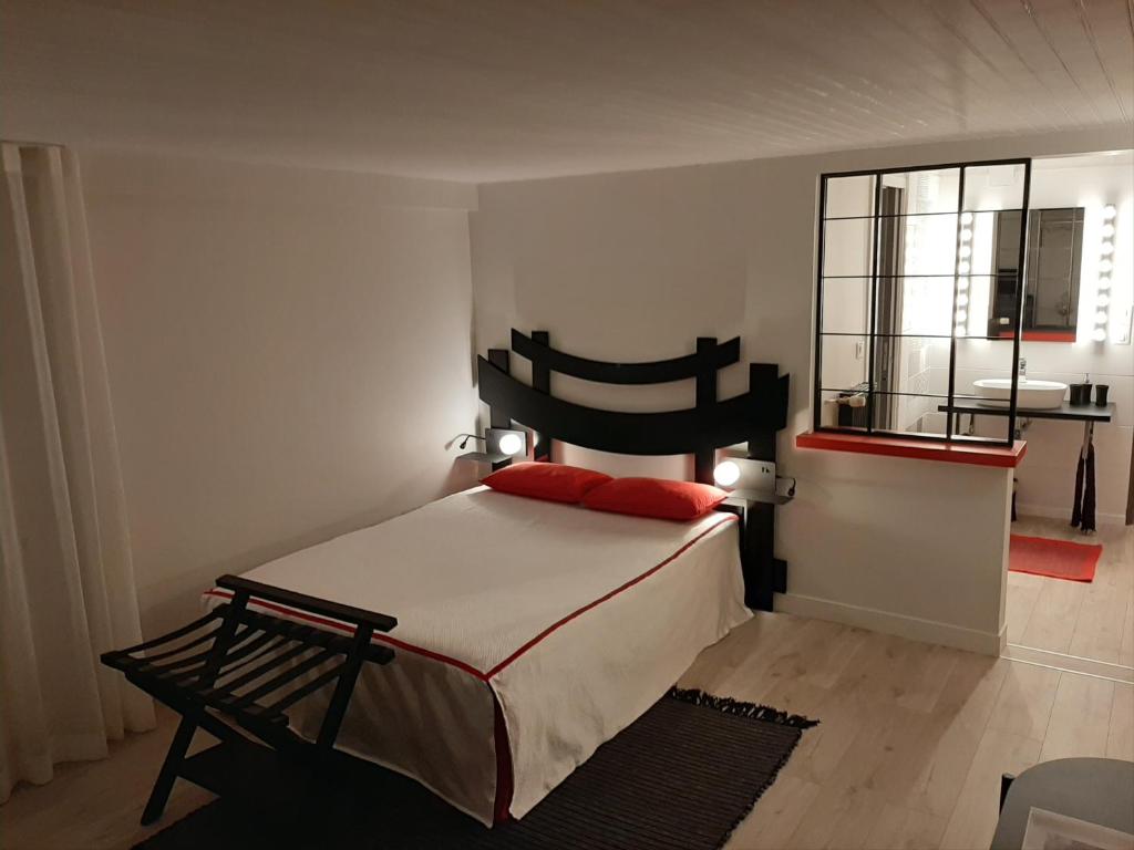 B&B / Chambre d'hôtes SAKURA 31 Rue du Vercors 86240 Fontaine-le-Comte