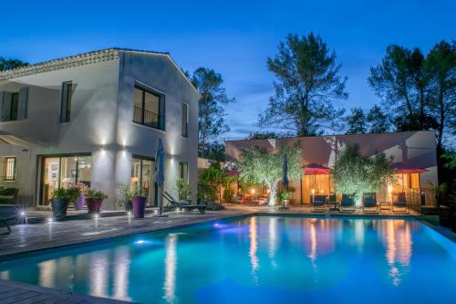 Sous Les oliviers - Jacuzzi - Charming