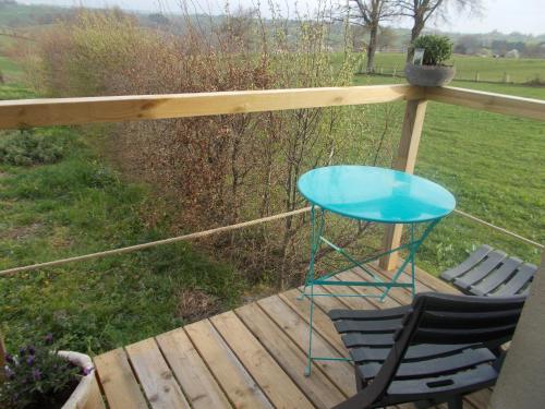 Studio + petite terrasse avec vue
