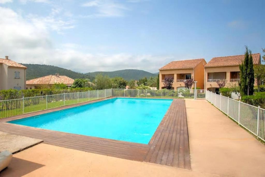 Studio Provence 13800 Istres