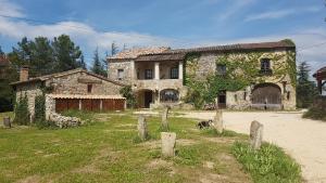 B&B / Chambre d'hôtes Suite Cardinale 40m2 chambre d' hôte du Mas Fabrègue La Sorbière Servas 30340 Servas Languedoc-Roussillon