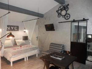 Suite luxe avec sauna et jacuzzi privée