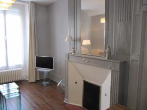 B&B / Chambre d'hôtes Suite Sainte Anne 50 rue Albert Maignan 72170 Beaumont-sur-Sarthe Pays de la Loire