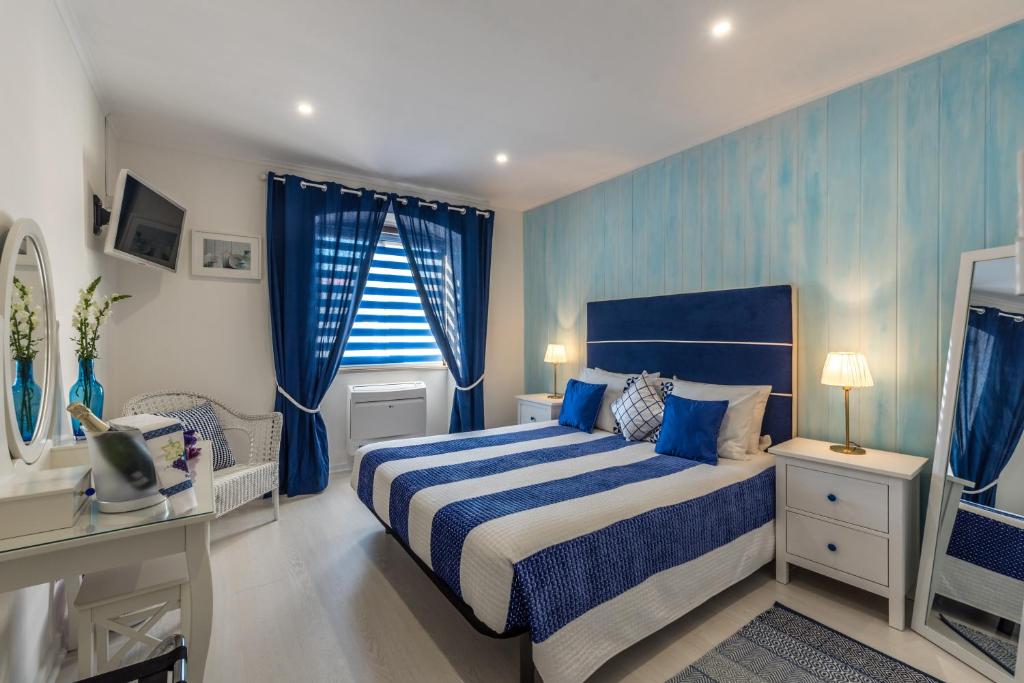 B&B / Chambre d'hôtes Suites @ Portarade Praça Rainha D Leonor, 18, Ferragudo Ferragudo 8400-234 Ferragudo