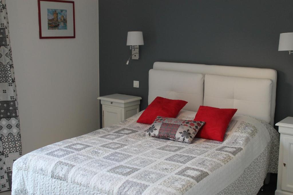 Superbe chambre de charme avec accès privatif 28 rue du commandant raynal, 78800 Houilles