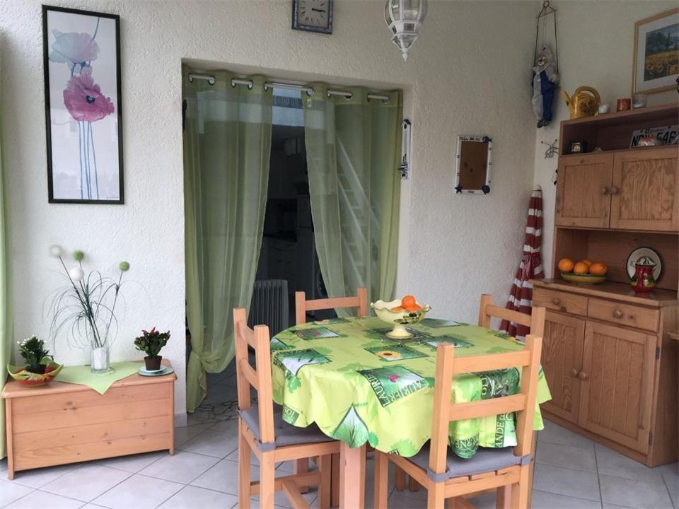 The Rabelaisian Room in a charming mansion at the gates of Tours 37550 Saint-Avertin
