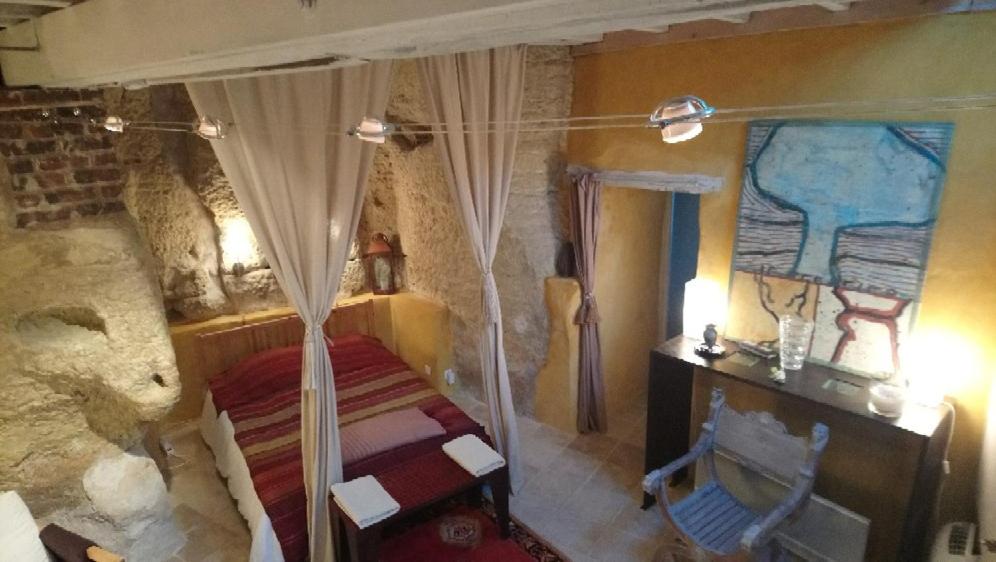 B&B / Chambre d'hôtes Troglodyte loft 8 Rue de la Brisse 41100 Thoré-la-Rochette