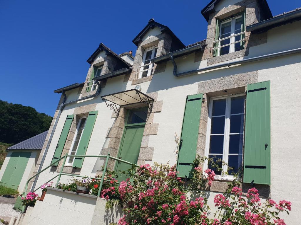 Ty Lodge 8, rue du Viaduc, 22570 Laniscat