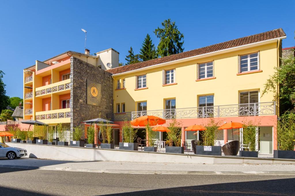 un petit coin de paradis avec piscine et parking 30400 Villeneuve-lès-Avignon