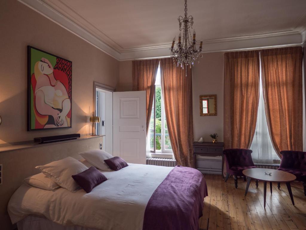 B&B / Chambre d'hôtes Une maison en ville, Hyper Centre ville, Spa 2 Rue Duthoit 80000 Amiens