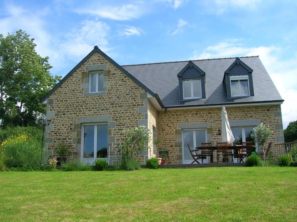 Vaintan B&B 4 bis chemin des Vignes, 50530 Dragey-Ronthon