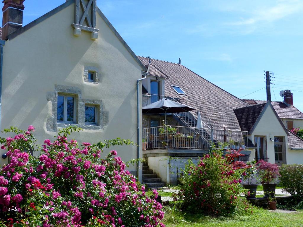 B&B / Chambre d'hôtes Val de la Nef 2 rue du Grand Val de la Nef 89440 Joux-la-Ville