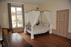 B&B / Chambre d'hôtes Vendome au bord du Loir 6 rue saint Bié 41100 Vendôme Région Centre