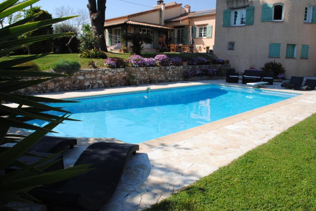 B&B / Chambre d'hôtes Villa Antoline 56 Chemin des Mauberts 06800 Cagnes-sur-Mer