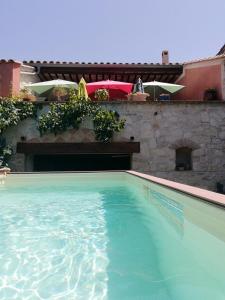 VILLA ARTEMiA